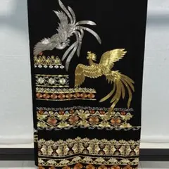 D948 黒留袖 孔雀 ラメ 唐花 金彩 正絹 着物 袷 美品 - メルカリ