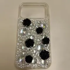 ハンドメイド​　薔薇　デコスマホケース （iPhone17プロ）