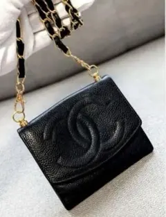 週末セール❣️CHANEL シェーンウォレット財布のサムネイル