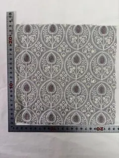 【訳アリ】インド刺繍生地はぎれ　F-120