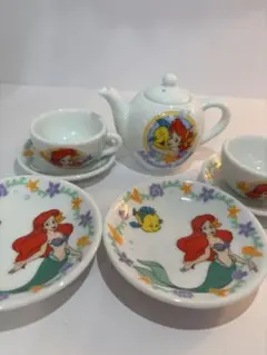 リトルマーメイド ティーセット 陶器製 カップ×2、ポット×1、皿×2ミニチュア