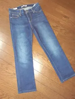 Levi’s 312 SHAPINGSLIM W26ストレッチデニム