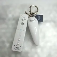 【24時間以内発送】ニンテンドーミュージアム　ゲームキーホルダー　Wiiリモコン