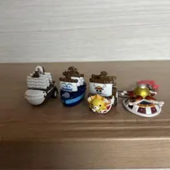 ワンピース　グランドシップコレクション　フィギュアキーホルダー