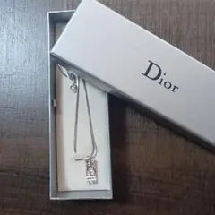 Dior トロッター プレート ネックレスのサムネイル