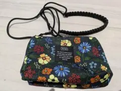 KiU パラコードサコッシュ♪のサムネイル