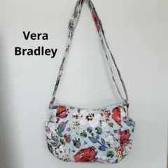 Vera Bradley レディースバック花柄　大人可愛い　布製　キルティングのサムネイル