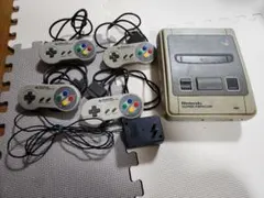 任天堂 SUPER FAMICOM 本体 コントローラー4個付き ジャンク