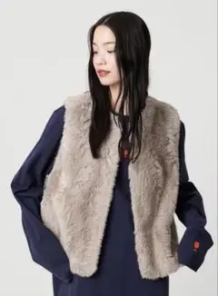 BEAUTY&YOUTH フェイクファーベスト