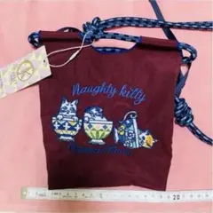 未使用！刺繍がかわいいナイロンショルダーバッグ☆サコッシュねこD.KELLYのサムネイル
