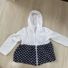 BeBe Petits Pois Vert パーカー 110cmのサムネイル