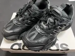 adidas XLG Runner Deluxe 25.5cm