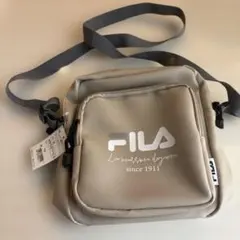 FILA ショルダーバッグ　新品未使用　ベージュ