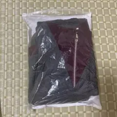 ジップフーディー グレーとボルドー
