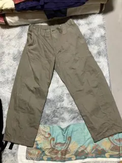 GU XL ベージュ ワークパンツ