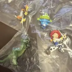 トイストーリー　ゆらゆらつながるマスコット