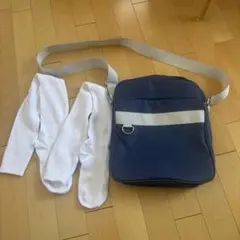 ネイビー　スクールバッグ　ルーズソックス