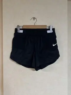 Nike ショートパンツ