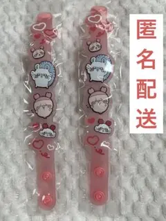 ちいかわ　ラバーバンド　モモンガ　カニちゃん　古本屋