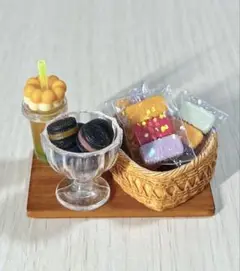 現品限り　ミニチュアスイーツ　秋カラー　オレオ　ポンデ付きドリンク　Lotus