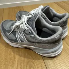 New Balance 990v6 グレー