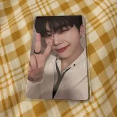 Item thumbnail for item 26b0ff25-62d8-489d-ae2a-0082cd58fb1a