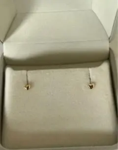 年末セール⚠️k18 GOLD 、デザインピアス　3mmハート　送料込み