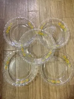 IWAKI GLASS PYREX ふち飾り皿　耐熱ガラス食器　206 IWAKI GLASS PYREX ふち飾り皿 耐熱ガラス食器 206 - メルカリ