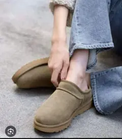 FRAMeWORK限定★即完売★CLASSIC SLIPPER★23cm★UGG 2025年最新】ugg アグ classic slipperの人気アイテム - メルカリ