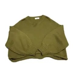 オリーブグリーン リブ編み Vネック セーター M