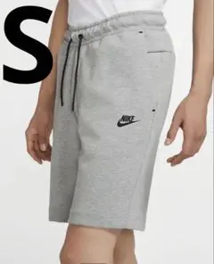 Nike テックフリースショートパンツ　S