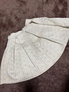 フレアスカート