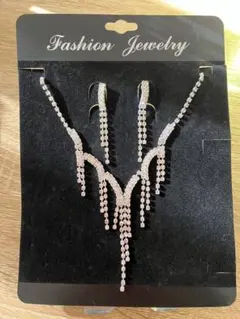 ジルコニア　キラキラ　ネックレス　イヤリング　結婚式　パーティー