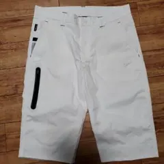 Nike ホワイト ショートパンツ ゴルフパンツ 美品