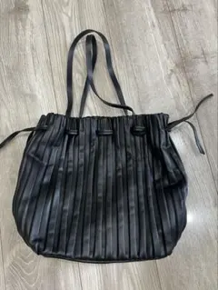 ZARA ブラック ショルダーバッグ