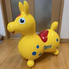 Rody ロディ 乗用玩具 イエロー