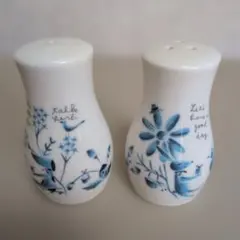 青い花と鳥の陶器調味料入れ
