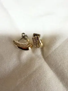 未使用 ゴールド フープピアス ラインストーン 上品 高見え 大人可愛い