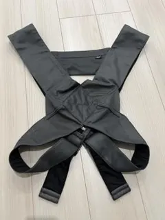 LUCKY (ラッキー工業 )イージークロス チャコールグレー　抱っこ紐