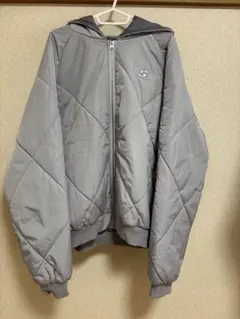 グレー キルティング ダウンジャケット フード付き