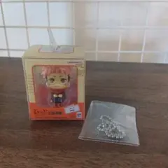 るかっぷミニチュアコレクション　呪術廻戦　虎杖悠仁　ボールチェーンつき
