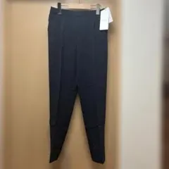 テーパードパンツ　（ネイビー）