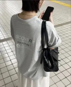COLONY 2139 バックプリントTシャツ グレー/ FREEのサムネイル