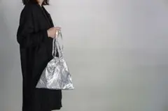 Item thumbnail for item d7bd6ca0-d5a9-4372-8371-45af3682295a