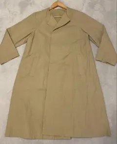 Mila Owen （ミラオーウェン）ノーカラー ボタンレス スプリングコート