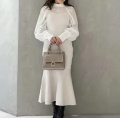 マーキュリーデュオ バックリボンビスチェニットドッキングワンピース アイボリー