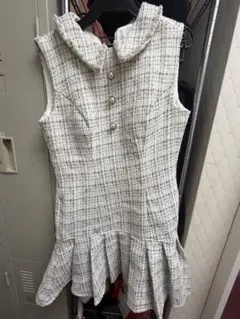 滝沢眞規子着○アドーアADOREプリーツヘリンボーンフレアースカート