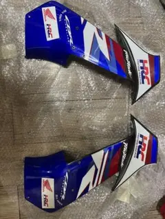 CBR1000rr-r 20-23 社外カーボンサイドカバー 加工品のサムネイル