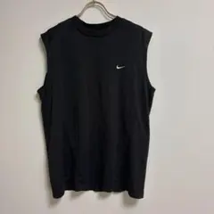 ✨良品✨ NIKE タンクトップ 丸首 スポーツウエア 薄手 黒 ワンポイント