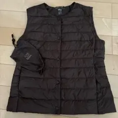 UNIQLO ULTRA LIGHT DOWN レディース　ダウンベスト M